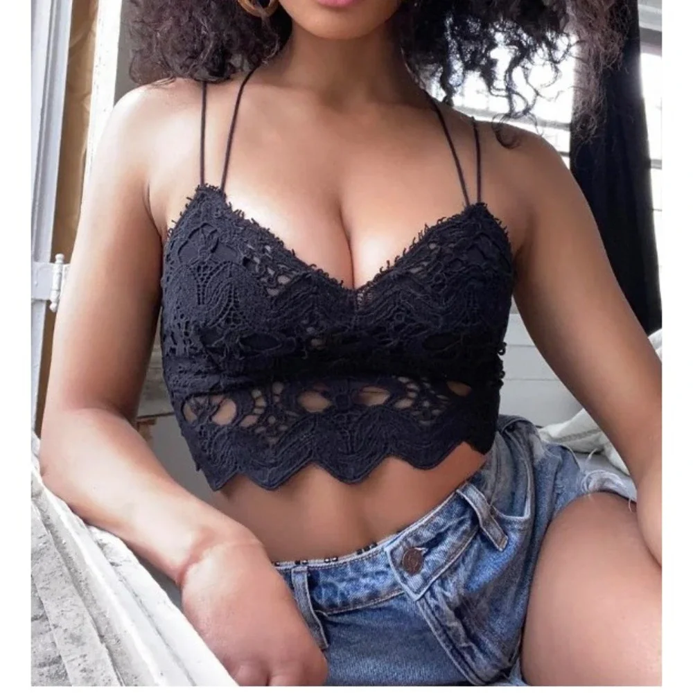 Free People black ilektra bralette